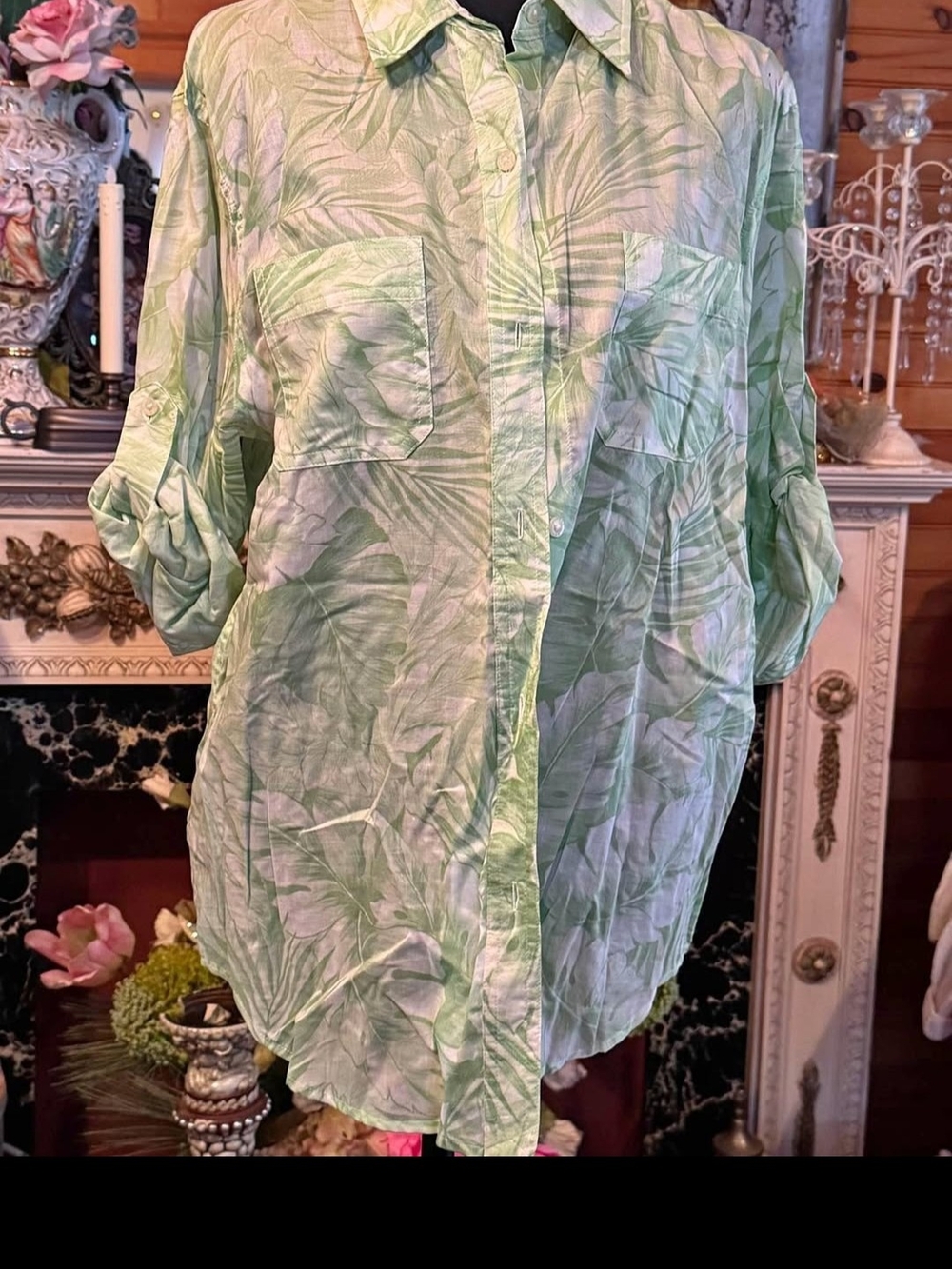 Ralph Lauren Light Green Leaf-Print Button-Down Shirt
